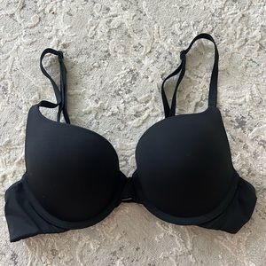 VS NWOT black push up bra